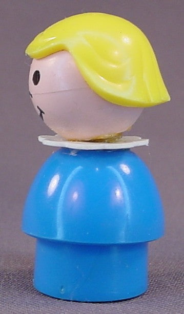 Fisher Price Vintage Girl Wavy Yellow Hair, Blue Body 141 192 677 680 761 916 2357 2453 2526