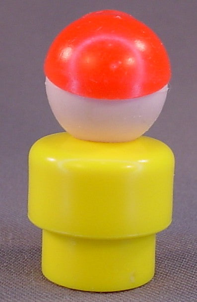 Fisher Price Vintage Boy With Front Facing Hat, Yellow Body, 192 656 916 2504 2550