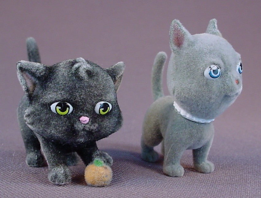 Kitty In My Pocket Pair Of Flocked Or Fuzzy Kitty Cats, Puppy In My Pocket, Vintage, Early 1990S, M. E. G., MEG