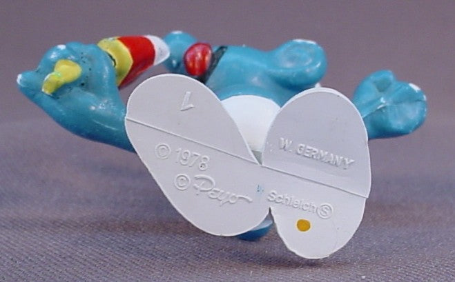 Ice Lolly Smurf Eating An Ice Cream Bar PVC Figure, #20053, 1978 Peyo Schleich, W. Germany, Smurfs, Vintage, Figurine