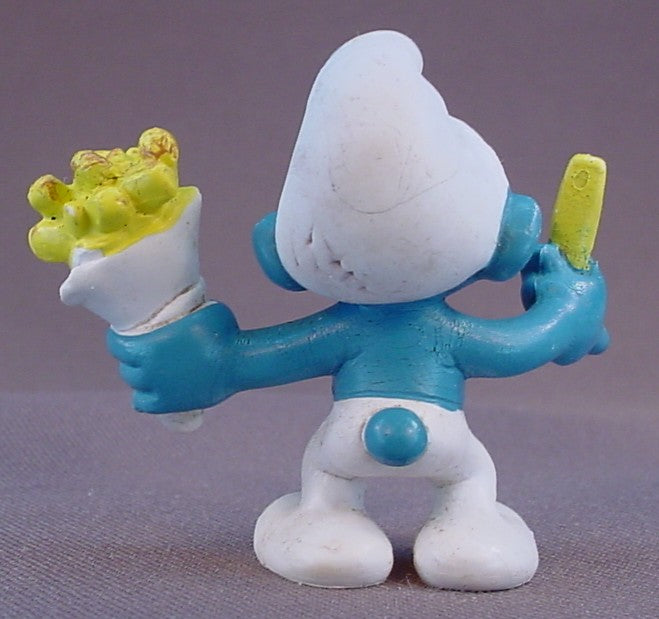 Smurf Eating French Fries PVC Figure, #20131, 1981 Peyo Schleich, W. Germany, Mustard Yellow Dot, Smurfs, Vintage, Figurine