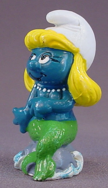 Mermaid Smurfette With A Green Tail PVC Figure, Sitting On A Gray Rock, Pearl Necklace, #20142, 1981 Peyo Schleich, Made In Hong Kong, Smurfs, Vintage, Figurine