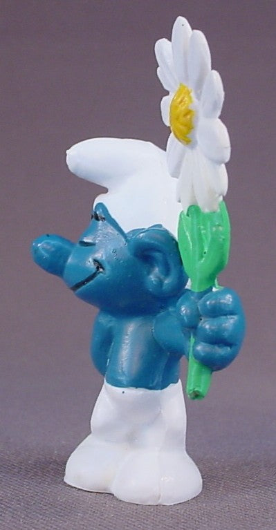 Courting Smurf With A Large White Flower PVC Figure, Rendezvous, #20076, 1973 Peyo Bully, Made In Hong Kong, Smurfs, Vintage, Figurine