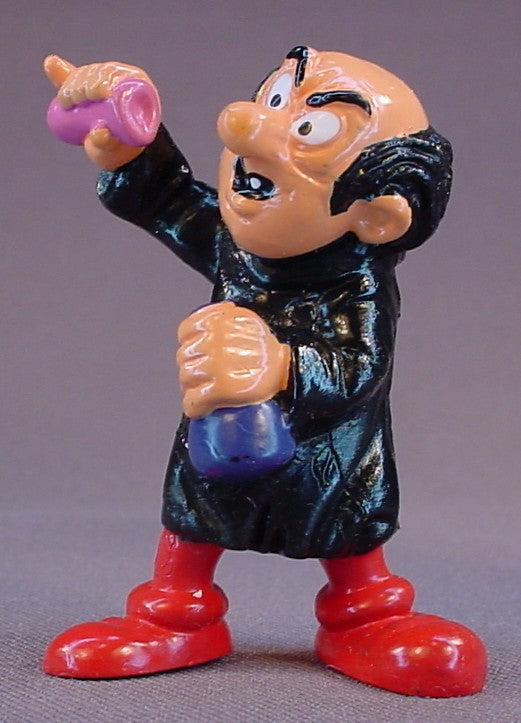 Gargamel With Lab Bottles PVC Figure, Pink Bottle Variation, Super Smurfs Series, #40211, 1982 Peyo Schleich, Germany, Villain, Smurfs, Vintage, Figurine
