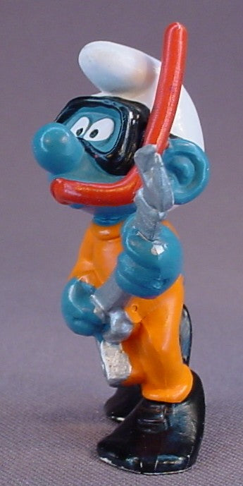 Frogman Smurf With A Snorkel & Spear Gun PVC Figure, #20120, 1980 Peyo Bully, West Germany, Smurfs, Vintage, Figurine