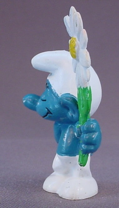 Courting Smurf Holding A Flower PVC Figure, Rendez Vous, #20076, 1973 Peyo Bully, West Germany, Smurfs, Vintage, Figurine, Rendezvous