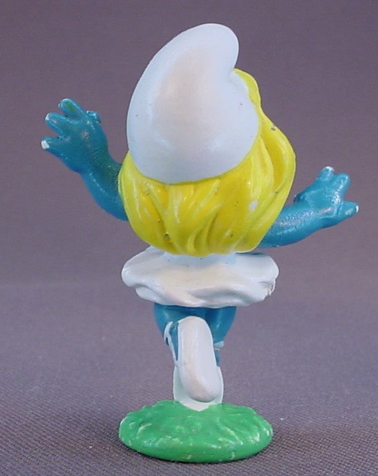 Ballerina Smurfette PVC Figure On A Green Base, #20098, 1977 Peyo Bully, West Germany, Smurfs, Vintage, Figurine