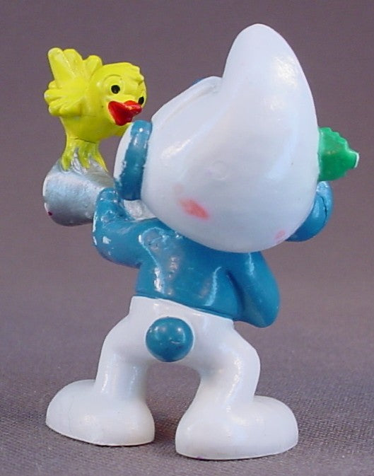 Hunter Smurf With A Yellow Bird Sitting On The End Of His Gun PVC Figure, #20106, 1980 Peyo Bully, West Germany, Smurfs, Vintage, Figurine