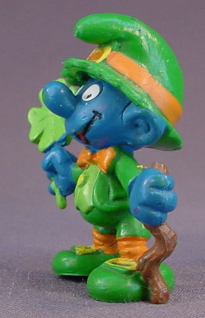 Good Luck Smurf Dressed In Green Irish Clothes & Holding A 4 Leaf Clover PVC Figure, Leprechaun, #20176, 1982 Peyo Schleich, Made In Portugal, Smurfs, Vintage, Figurine, St. Patrick's Day, Green Body & Face