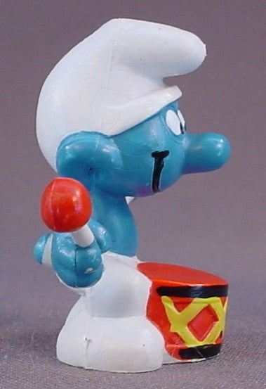 Drummer Smurf With A Red Drum & 2 Drumsticks PVC Figure, #20009, 1966 Peyo, Made In Portugal, Smurfs, Vintage, Figurine, Mustard Yellow Dot