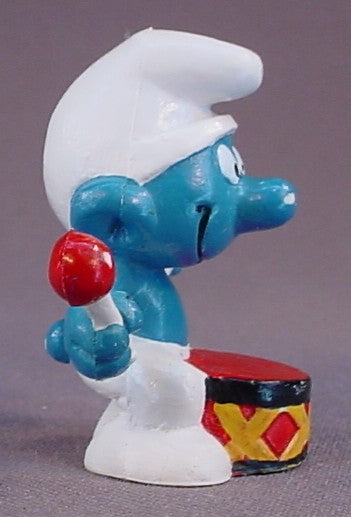Drummer Smurf With A Red Drum & 2 Drumsticks PVC Figure, #20009, 1966 Peyo, Smurfs, Vintage, Figurine