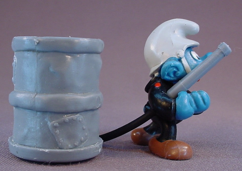 Fireman Smurf PVC Figure With His Barrel & Rubber Hose, Super Smurf Series, Black Uniform Variation, #40216, 1981 Peyo Schleich, West Germany, Smurfs, Vintage, Figurine