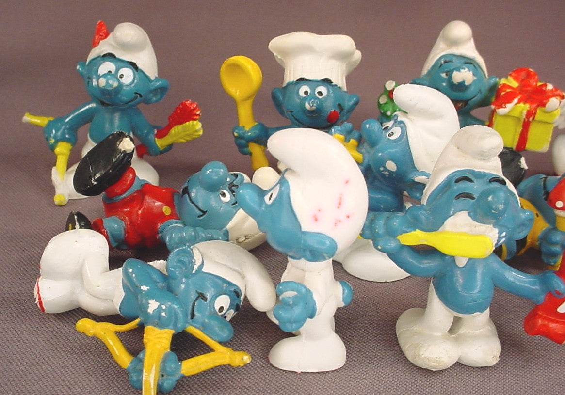 Smurfs Lot Of 18 Vintage Smurf PVC Figures, All Of Them Have Broken Or Damaged Parts, Peyo Schleich, West Germany