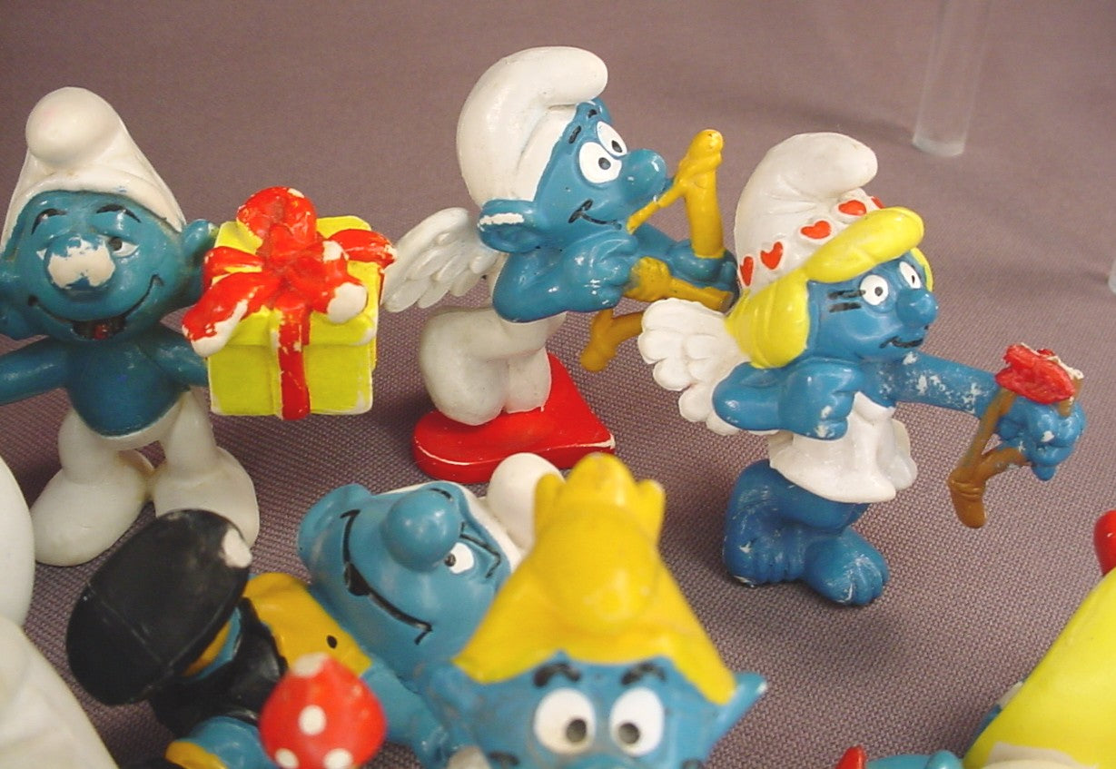 Smurfs Lot Of 18 Vintage Smurf PVC Figures, All Of Them Have Broken Or Damaged Parts, Peyo Schleich, West Germany