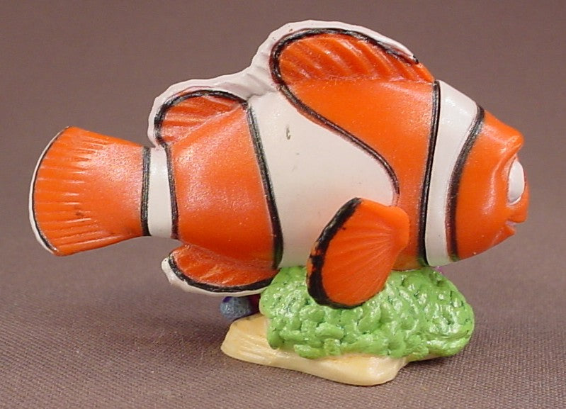Disney Finding Nemo The Clown Fish Swimming Over Some Coral PVC Figure, 3 Inches Long, Disney Pixar