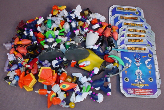Medabots Lot Of Figure Parts & Pieces And 7 Cards, 2001 Hasbro Takara
