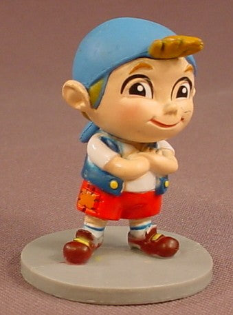 Disney Jake And The Neverland Pirates Cubby With His Arms Folded PVC Figure On A Round Gray Base