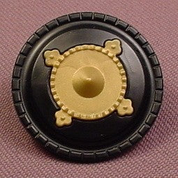 Playmobil Black Round Shield With A Gold Center