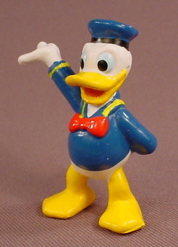 Disney Donald Duck With One Arm Raised & One Behind His Back Figure