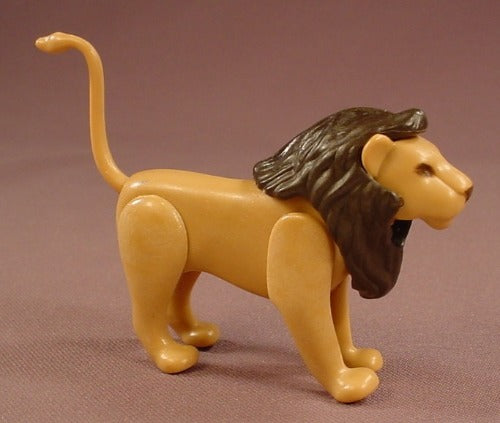 Playmobil Light Brown Adult Male Lion
