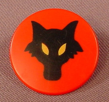 Playmobil Red Round Shield With A Black Wolf With Yellow Eyes