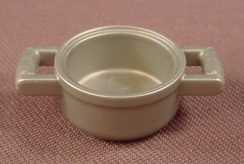 Playmobil Silver Gray Round Cooking Pot