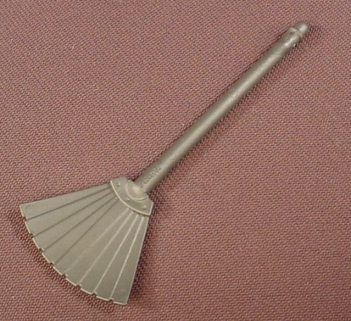 Playmobil Silver Gray Flat Fan Or Leaf Rake Or Broom