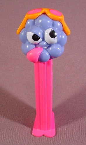 Pez Rasberry Sourz, 2001, Pez Candy Dispenser, Made In Hungary, 49
