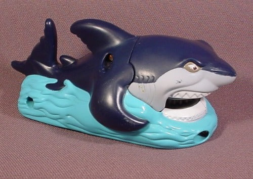 Burger King 2004 Shark Tale Chase N Chomp Shark Figure Toy, 4" Long