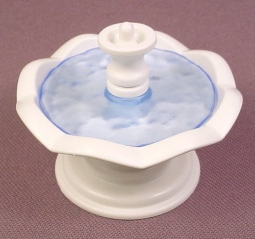 Playmobil White Garden Water Fountain With Pretend Water 3033