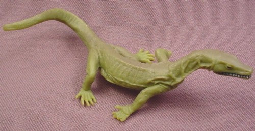 Komodo Dragon Animal Accessory for Kraven Action Figure, 4 1/2"