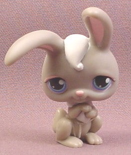 Littlest Pet Shop #14 Gray Bunny Rabbit with White Head & Neck Fur