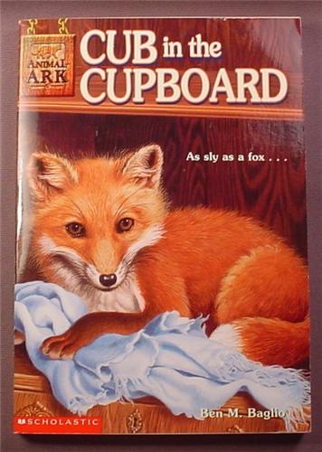 Animal Ark, Cub In The Cupboard, Paperback Chapter Book, Scholastic