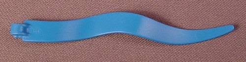 Playmobil Blue Narrow Long Wavy Pennant Flag With 1 Clip, 4217 5864
