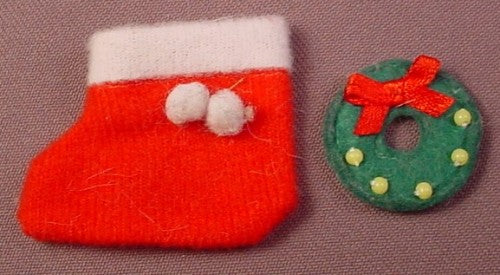 Calico Critters Cloth Christmas Stocking & Wreath, From Santa & Tre